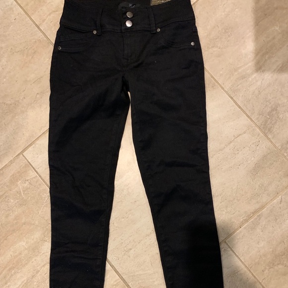 1822 black jeans